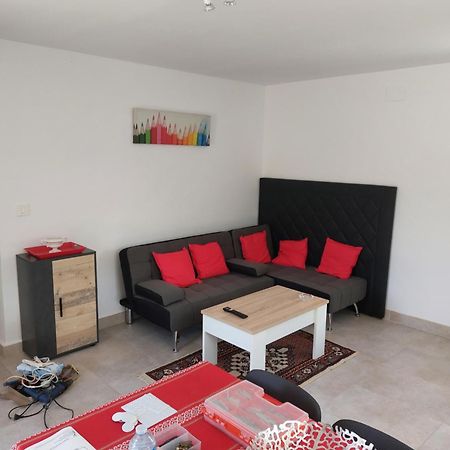 Les Berreries Villa Montroy Bagian luar foto